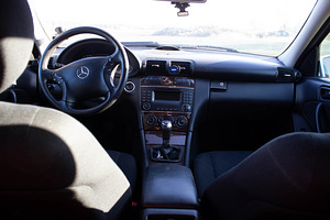 2007 Mercedes-Benz c-klass (12 foto / 14)