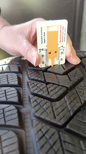 M+S SUVEREHVID PIRELLI 255 45 R20 LAMELL (2 foto / 10)