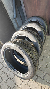 M+S SUVEREHVID PIRELLI 255 45 R20 LAMELL (4 foto / 10)