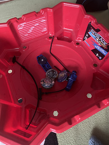 Beyblade arena (1 foto / 3)