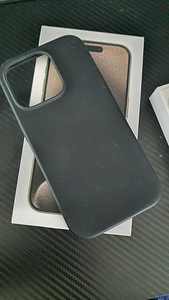 iPhone 15 pro 512gb (4 foto / 4)
