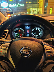 Nissan Qashgai 1.2 (9 foto / 10)