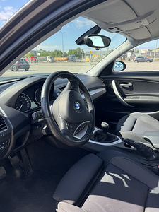 BMW e87 118d (10 фото из 10)