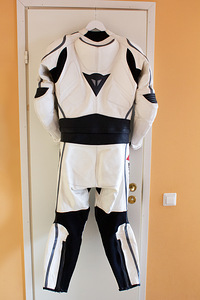 Dainese Laguna Seca kaheosaline motokombe (2 foto / 9)