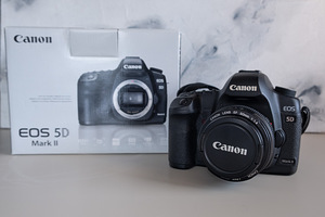 Canon EOS 5D Mark II + Canon EF 50mm f/1.4 USM komplekt (1 foto / 7)