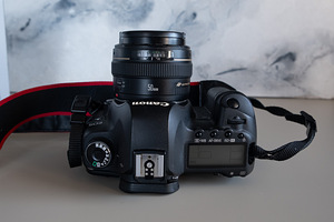 Canon EOS 5D Mark II + Canon EF 50mm f/1.4 USM komplekt (4 foto / 7)