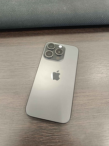 iPhone 15 Pro Black 128GB (1 foto / 7)