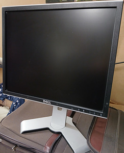 Dell 1908FPt usb monitor 19" (1 foto / 3)