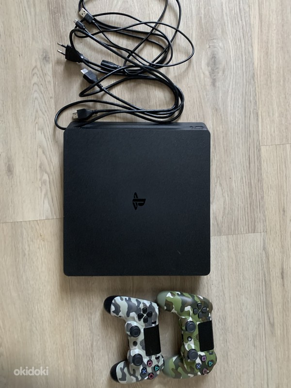 Sony PlayStation 4 slim 2 джойстика - Tallinn, Консоли – okidoki