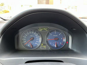 Volvo V50 R-Design (9 foto / 10)
