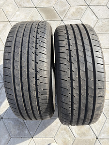 Летние шины 215/55/R17 (2 фото из 9)