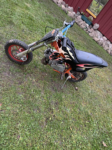 Pocket bike (1 foto / 2)
