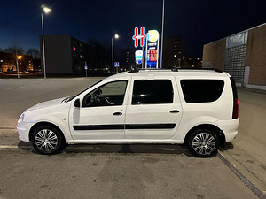 Dacia Logan 7 passenger (3 foto / 5)