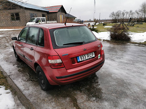 Fiat Stilo (3 foto / 5)