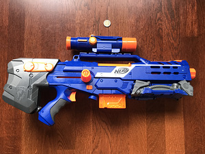 Nerf püssid, viis erinevat, korraga 5tk. (2 foto / 10)