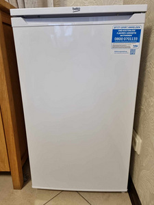 Väike külmik Beko FS166020
