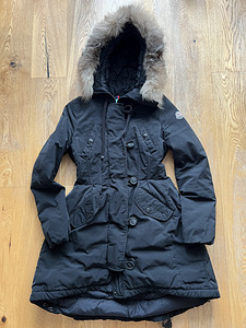 Детская куртка moncler 140-150