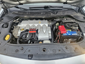 Renault Megane 2 (9 foto / 15)