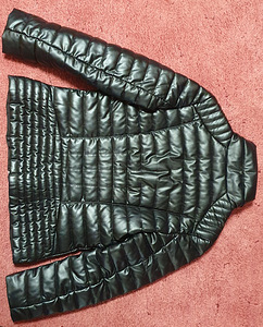 Guess куртка для девочки 152-158 (3 фото из 5)