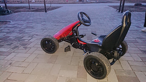 Pedaalidega Go-kart (2 foto / 2)