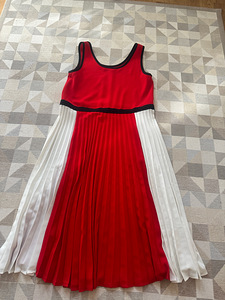 Kleit Tommy Hilfiger (10 foto / 10)