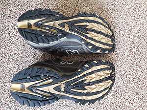 TOSSUD NEW BALANCE (2 foto / 3)