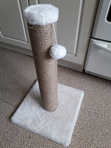 Кошачий домик (2 фото из 2)