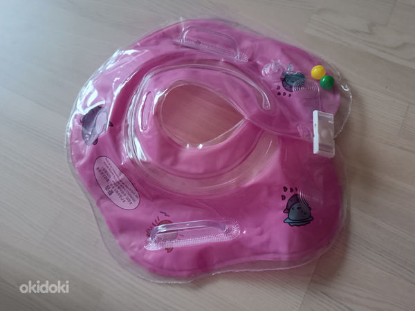 Beebi ujumisrõngas