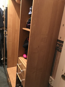 Annan tasuta esiku mööbel (1 foto / 2)