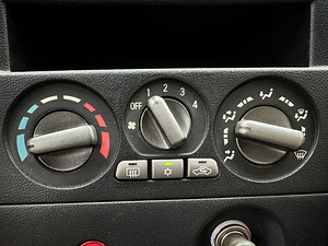Mitsubishi Outlander LPG (7 foto / 9)