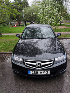 HONDA ACCORD (3 foto / 7)