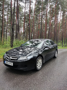 HONDA ACCORD (5 foto / 7)