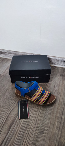 Uued Tommy Hilfiger sandaalid , 100% orig.