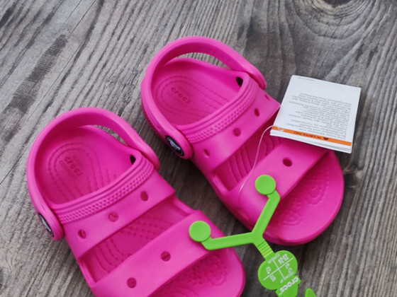 Uued! CROCS plätud C8
