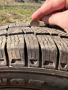 Rehvid Sprinter 195/70 R15c, tagasild, Lift Dhollandia (2 foto / 10)