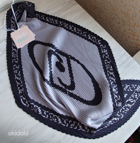 Новый шейный платок Liu Jo (фото #4)