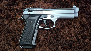 Stardipüstol F92 9mm (Blow) (7 фото из 7)