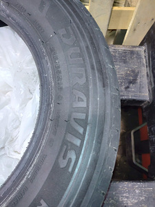 215/65R16C 1TK Bridgestone Duravis R660 (2 foto / 3)