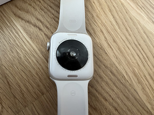 Apple watch se 44mm (2 foto / 4)