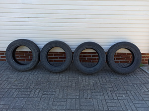 Dunlop lamellrehvid 225/65 R17 (10 foto / 10)