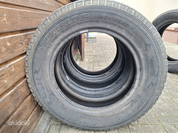 Ламельные автомобильные шины Dunlop 225/65 R17