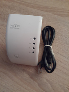 Juhtmevaba WiFi repiiter 300Mbps (2 foto / 3)