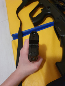 Exchange Au-2G J.G works (AUG Airsoft Rifle) (8 foto / 9)