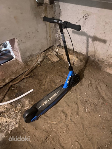 Tõukeratas Razor