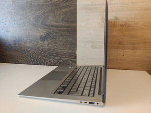 Asus zenbook (3 фото из 4)