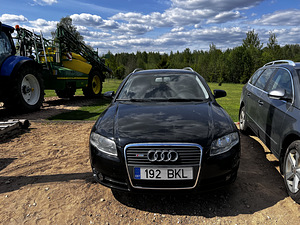 Audi A4 Avant s-line (1 foto / 6)