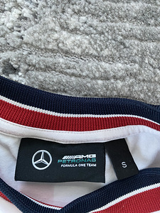 Mercedes F1 Team Särk (3 foto / 3)