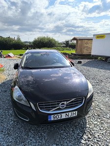 Müüa auto Volvo v60 (5 foto / 8)