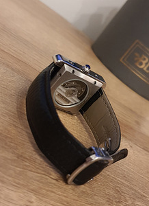 Uued meeste käekellad Cartier Tank (3 foto / 3)