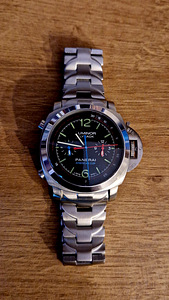 Uued meeste käekellad Panerai Luminor Flyback (1 foto / 4)